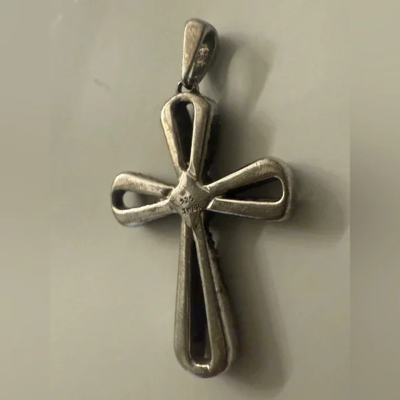 Vintage 925 Sterling Silver Marcasite Religious Cross
Pendant - Picture 8 of 11
